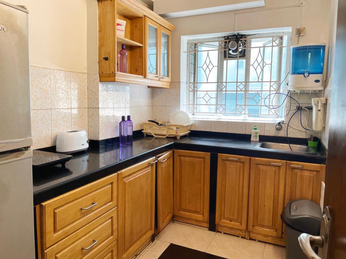 The Aster Homestay - Bedrooms & Apartments Kolkata Exterior photo